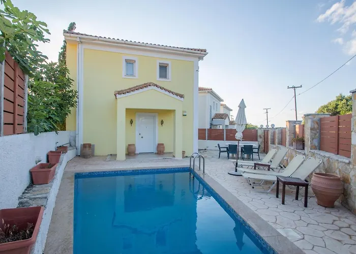 Villa Olive By Seaside